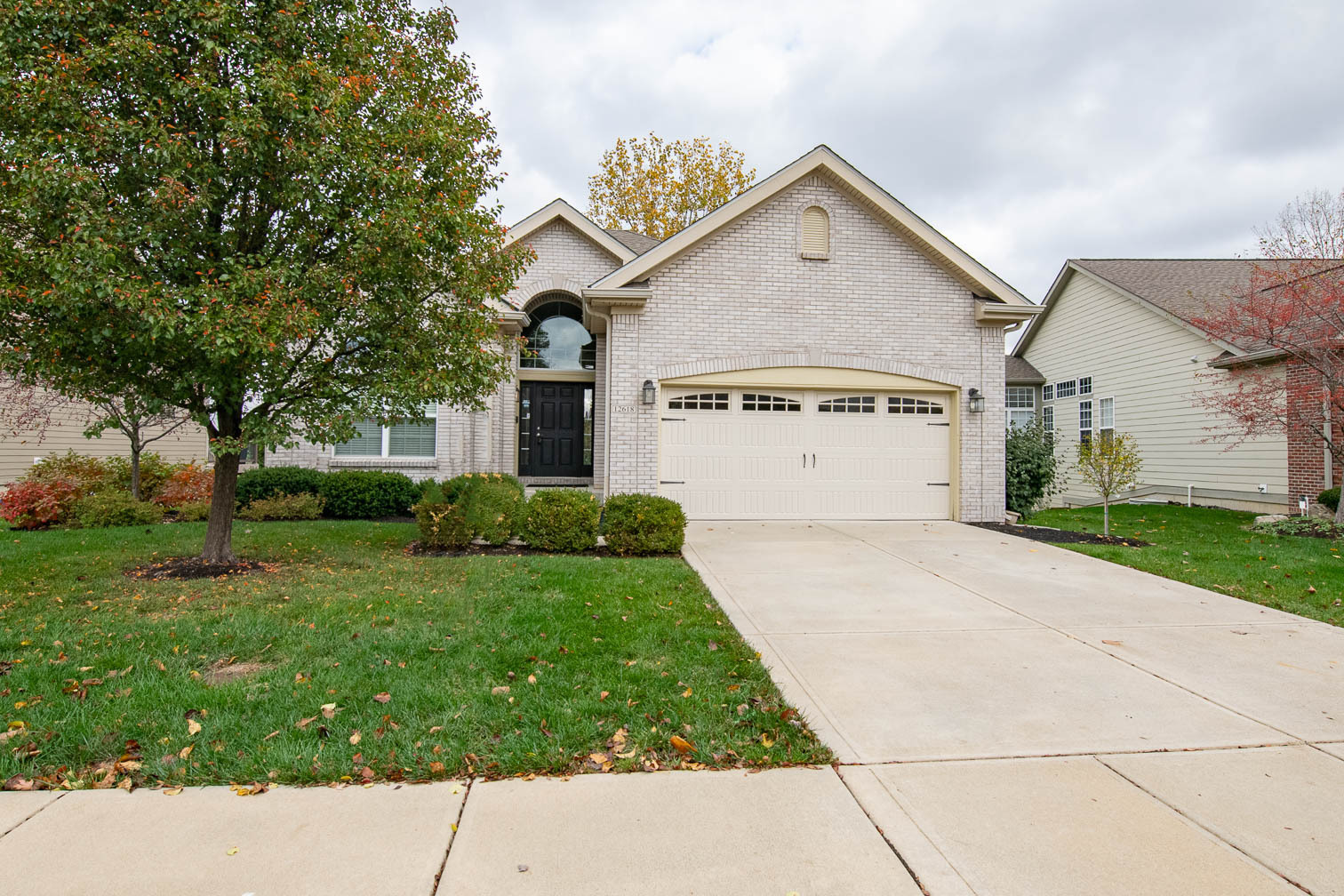 Sold: 12618 Broadmoor Court N, Fishers, IN 46038 | 4 Beds / 3 Full ...